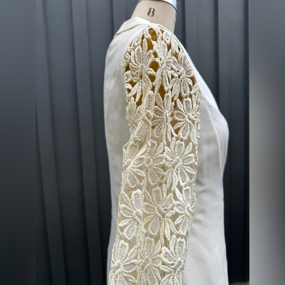 Vintage 1960s Saks Fifth Avenue Cream Daisy Long Sleeve Bridal Coat - Picture 10 of 15